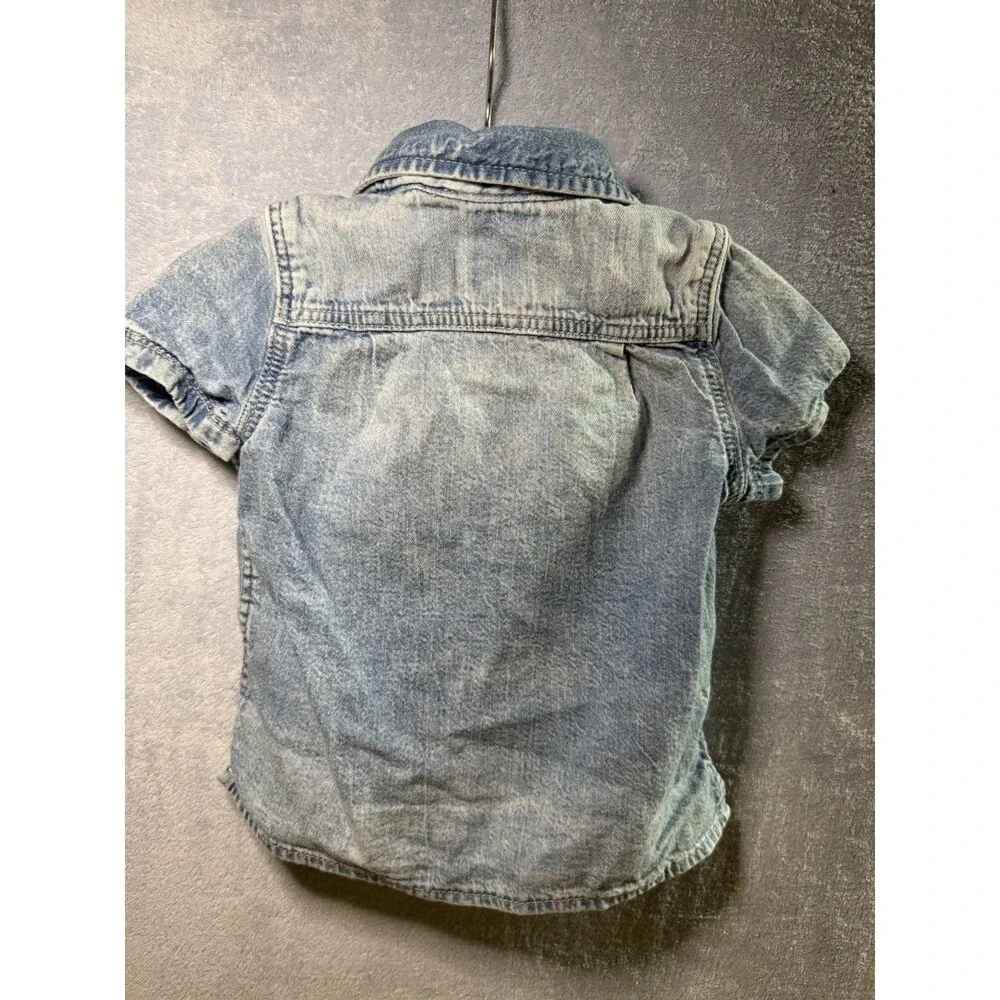 BabyGAP Distressed denim Short Sleeve button down shirt infant/toddler—12-18 Mos